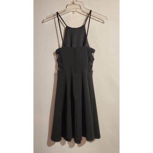 City Triangles Mesh Criss Cross Side Panel Halter Skater Mini Dress Size 0 LBD - Picture 2 of 10